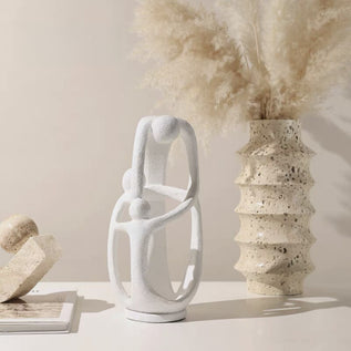 Modern Minimalist Creative Resin Family Hug - Homura Collections